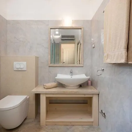 Holiday home Lasici Lasci